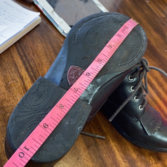 ARIAT JOSIE BLACK LEATHER LACE UP BOOTS. - Picture 12 of 12